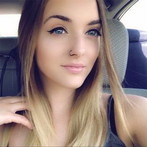 Meet your Posher, Katelyn